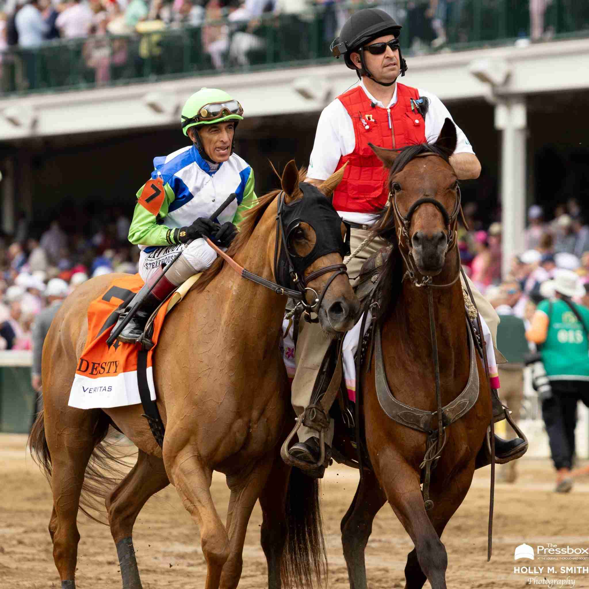 Keeneland Barn Notes: Breeders’ Cup Hopefuls Work on Friday Morn