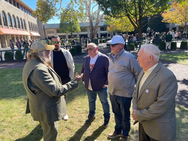 Updated: McLean’s Selections for Churchill Downs on Thursday, Nov. 6